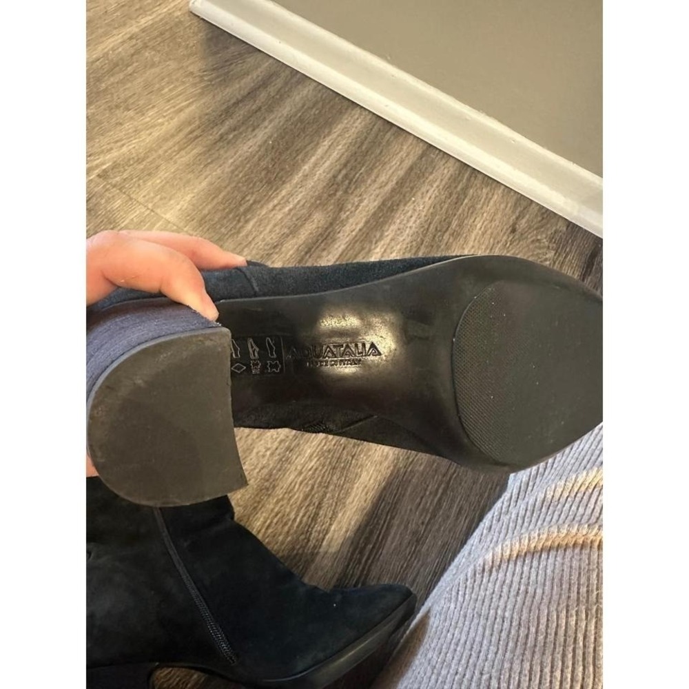 Aquatalia Black Suede Buckle Block Heel Ankle Boots Made in Italy Size 7.5 - Picture 7 of 8